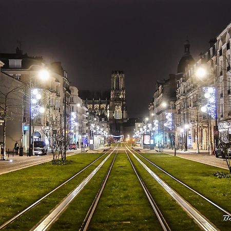 Mm Suites Cathedrale Reims Eksteriør billede